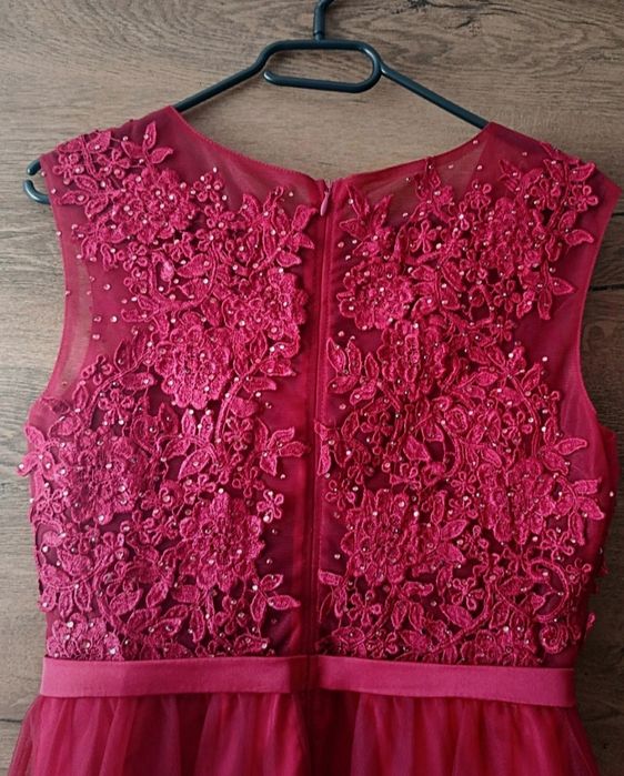 Rochie roșie scurtă