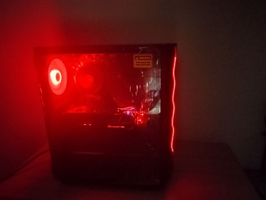 Чисто нов геймърски компютър – RX 5700XT, Ryzen 5, 16GB RAM, 1TB SSD
