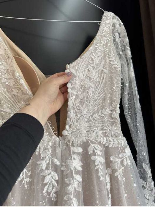 Продавам сватбена рокля