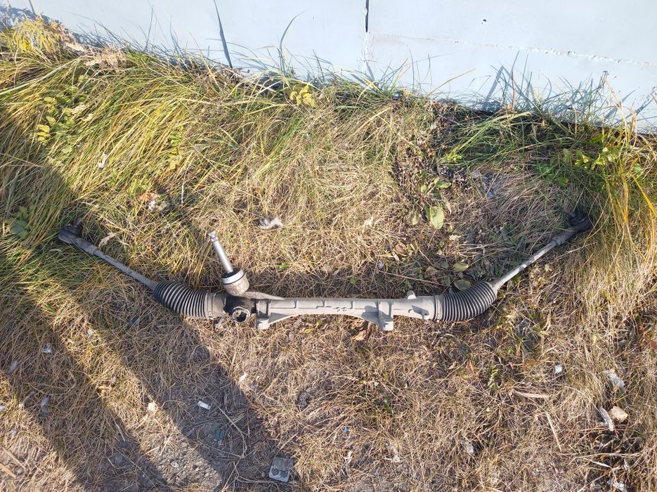 Рулевая рейка Паджеро 3