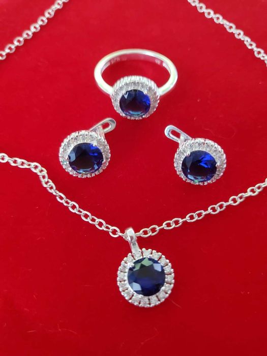 AG33,set argint 925,nou/marcat,4 piese, zirconiu alb/safir,ideal cadou