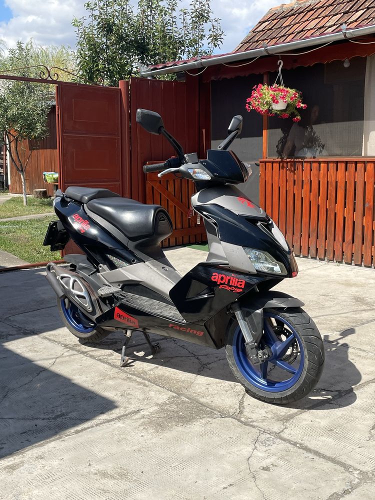 Aprilia SR 50 Factory 2012