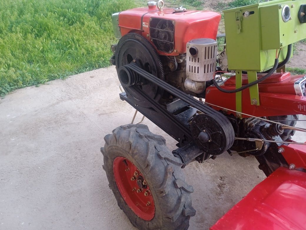 Zubr 1100 motobloki
