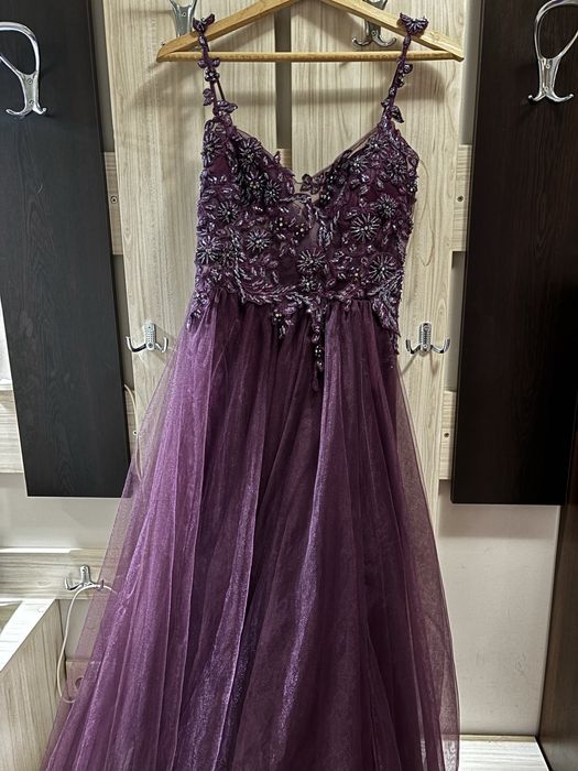 Рокля размер М