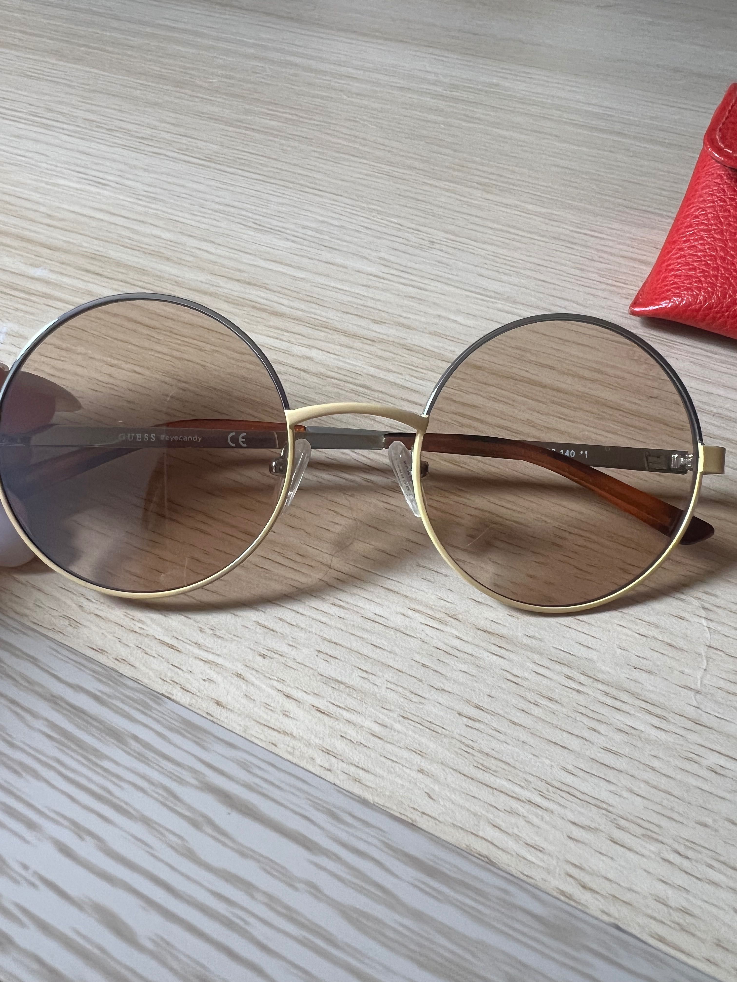 Слънчеви очила GUESS