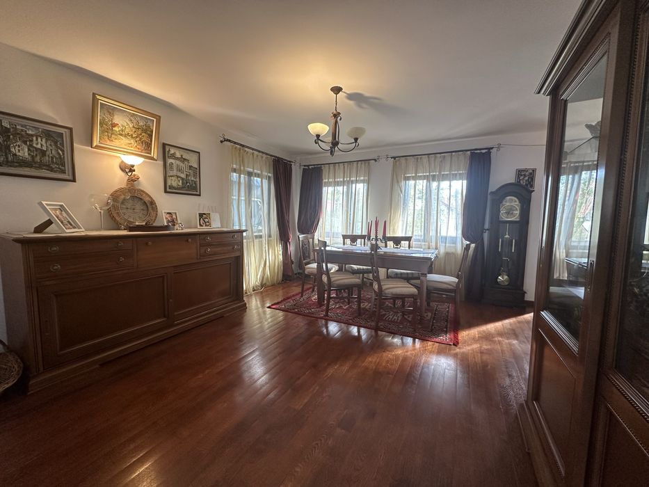 Vilă Bucium de vânzare 390000 Euro