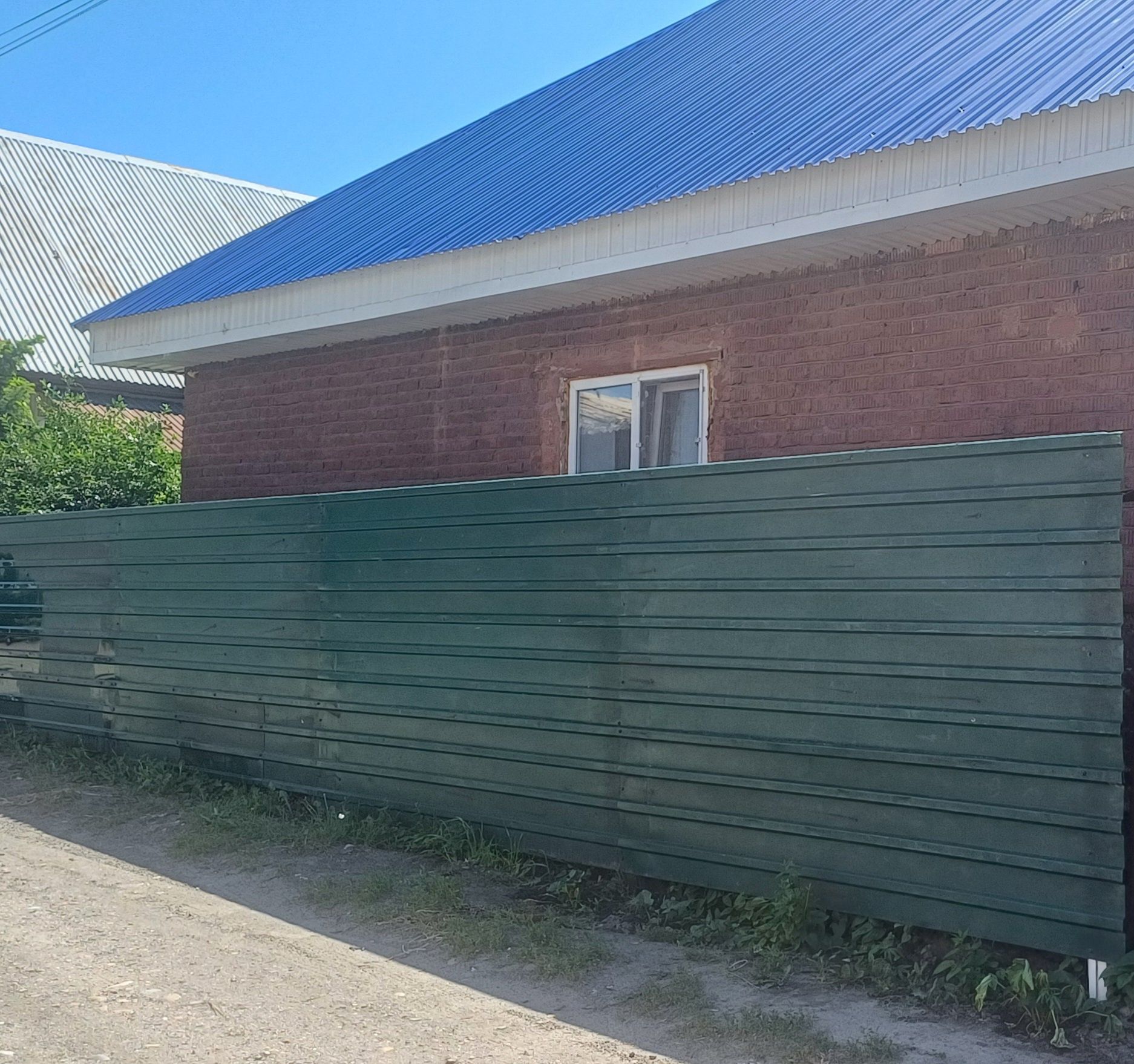 Продам дом в районе защиты