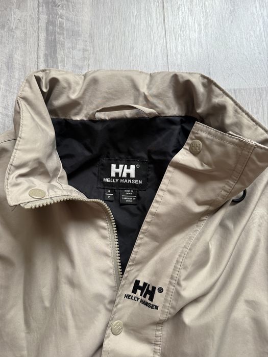 Ветровка Helly Hansen