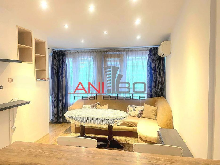 Продава се Двустаен апартамент в Варна, Цветен квартал - 60 кв.м за 2415 €/кв.м - Снимка #1