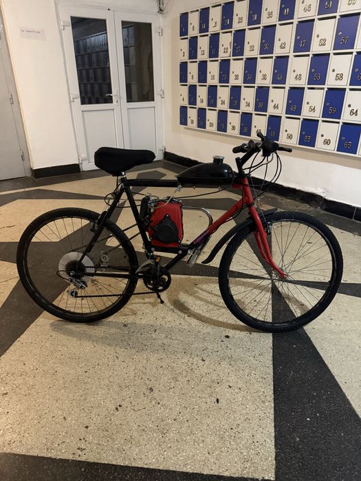 vand bicicleta cu motor 4t