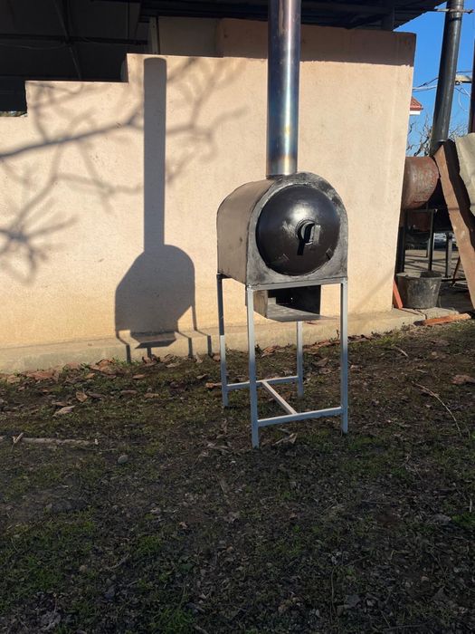 Cuptor / gratar cu pereti dubli