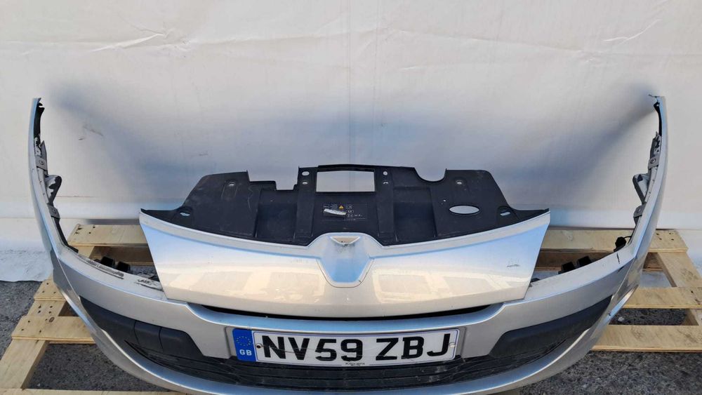 bara fata completa Renault Megane 3 an 2010