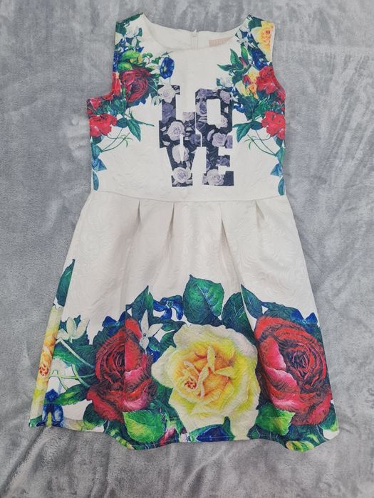 Дамски рокли ...