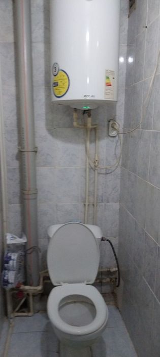 Срочно продаётся 2 комната на 3 этаже Военный Городок