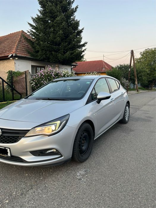Opel Astra K.