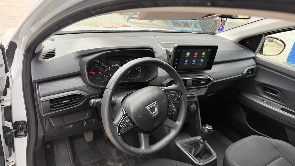 Dacia Logan  ESSENTIAL