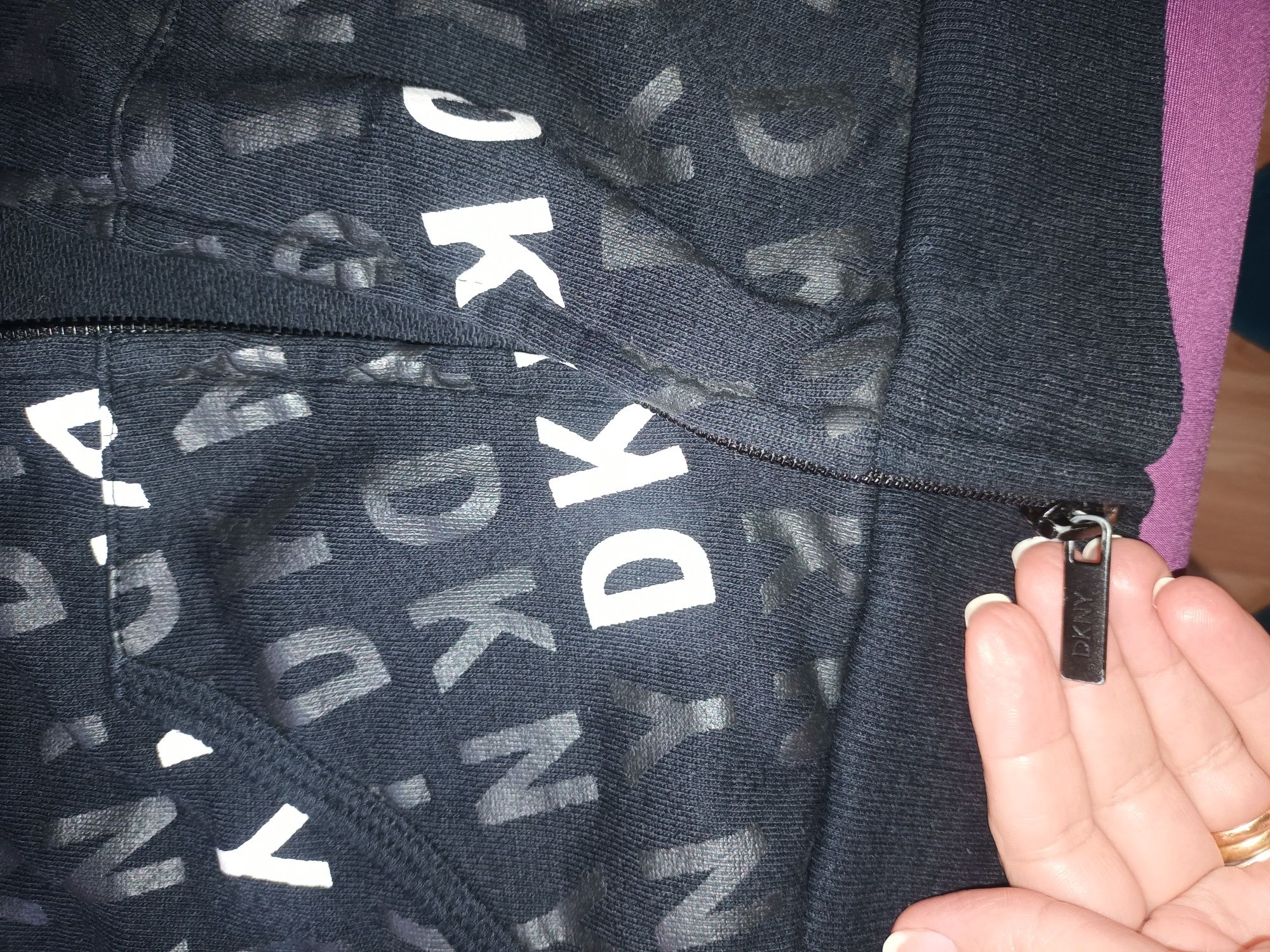 DKNY  уникална детска горна дреха 8-10г