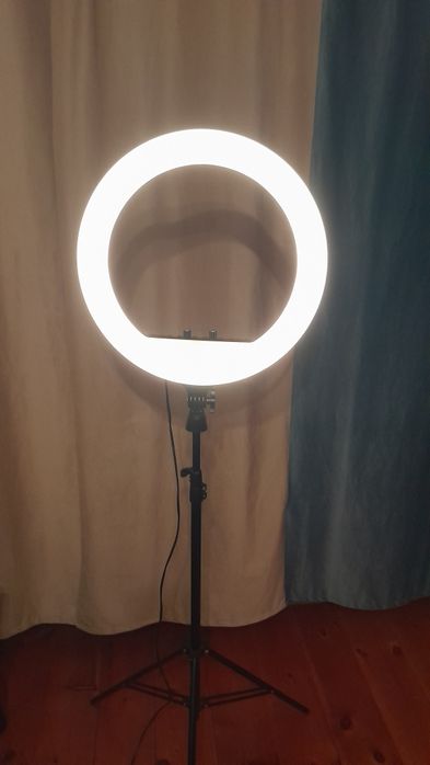 Продам Led лампа