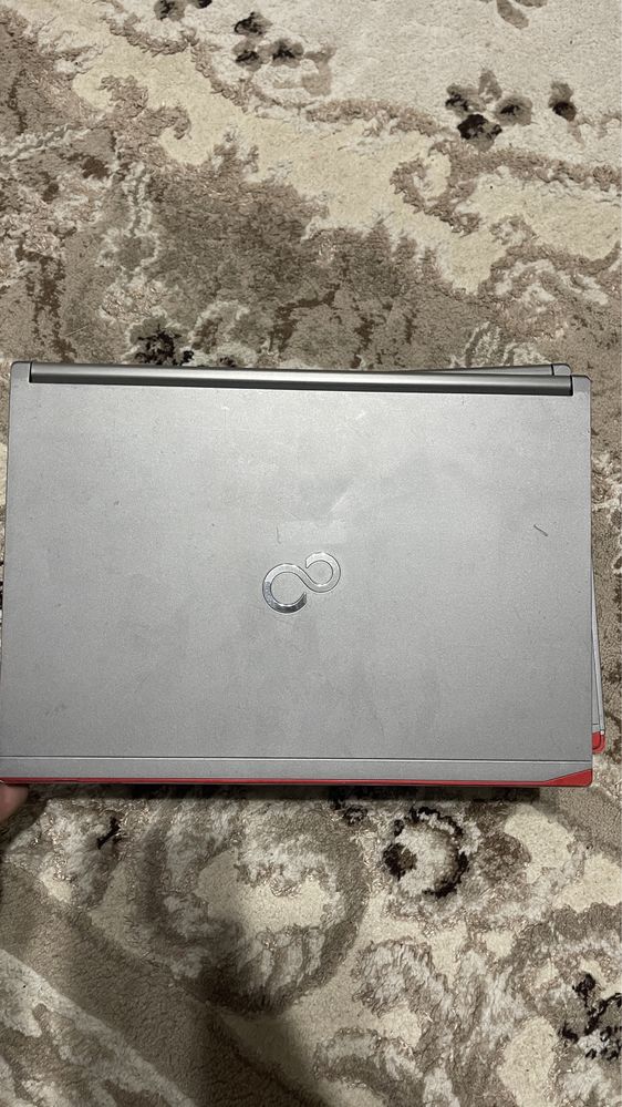 Dezmembrez Laptop Fujitsu siemns U736 E734