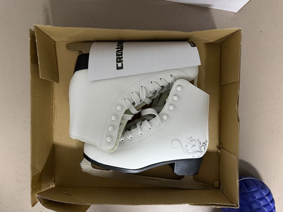 Patine fete Crowned Luxury W8B