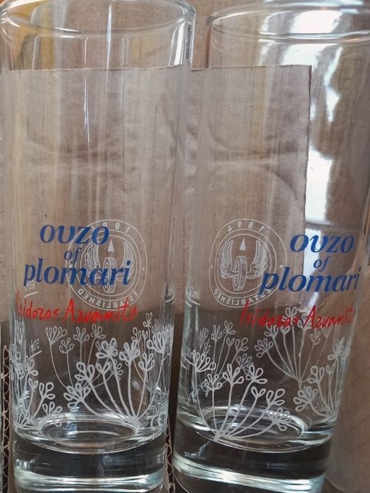 НОВИ Чаши за Узо