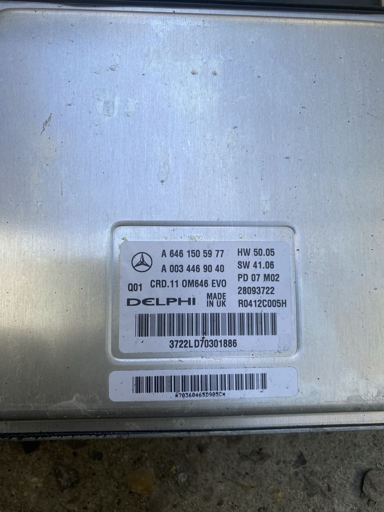 Calculator ecu motor Mercedes w211 e class 2.2 cdi