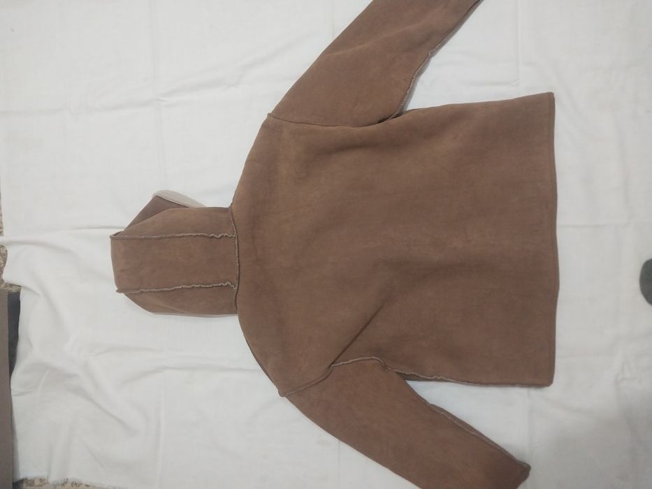 Дубленки с капюшоном женские