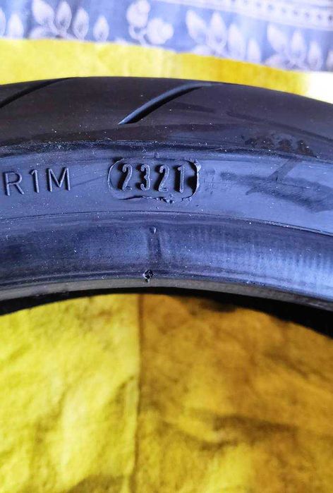 Нови  Dunlop Sportsмаrт 3 / 200 55 17 и 120 70 17,ДОТ2321,