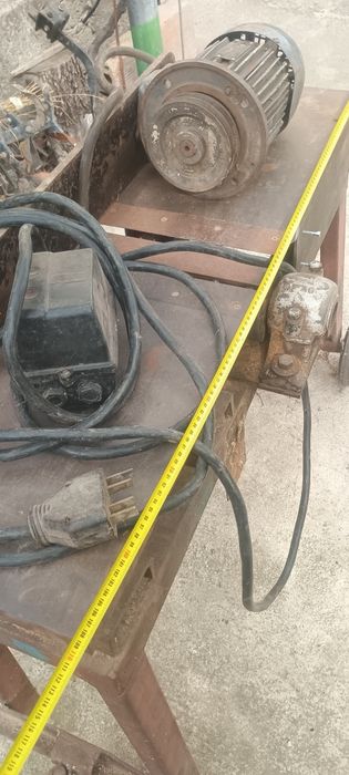 Абрихт с трифазен електромотор