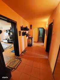 Apartament 3 camere decomandat Piata Muncii