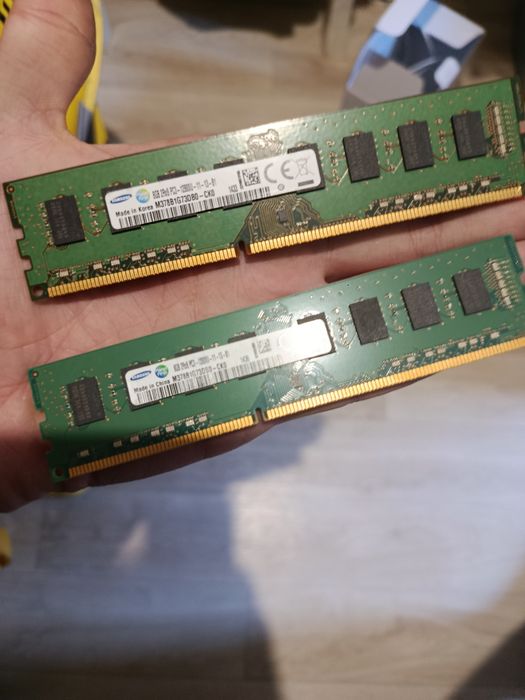 Оперативная память Самсунг 2x8