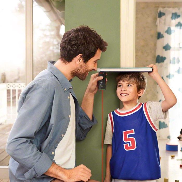 Telemetru cu display si laser Bosch Zamo,20 m domeniu lucru,sigilat