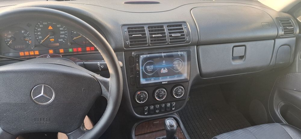 Mercedes ML 2.7 7 locuri