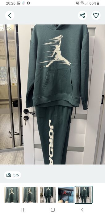 Vând trening Jordan import UK mărimea M