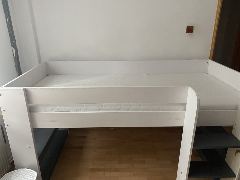 Vand pat etajat Udby de la Jysk pentru copil