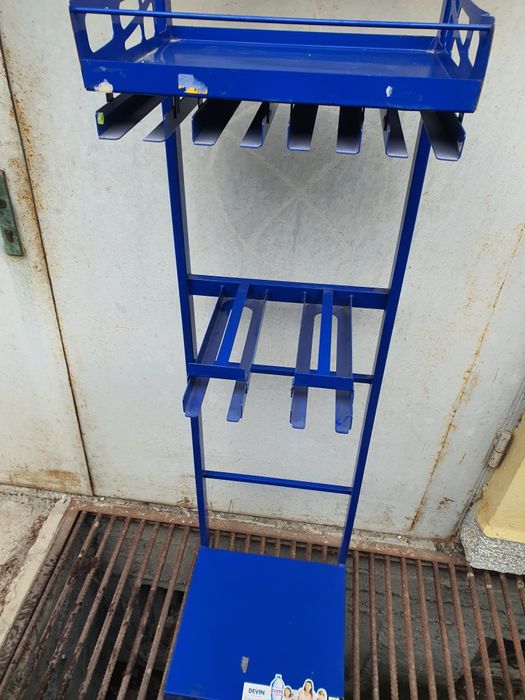 Стелаж     Девин