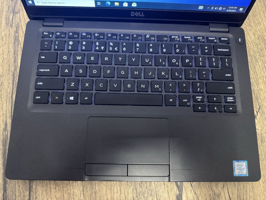 Laptop dell latitude 5300