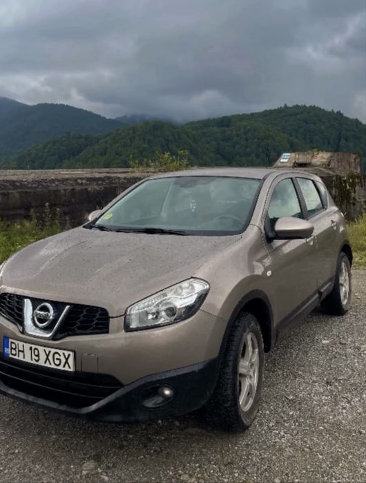 Nissian qashqai 2011