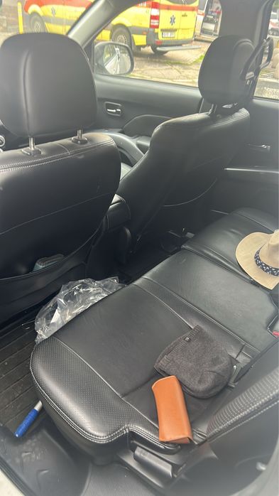 Mitsubishi outlander fbr 2008  km 153000 la pretul de 5300 euro