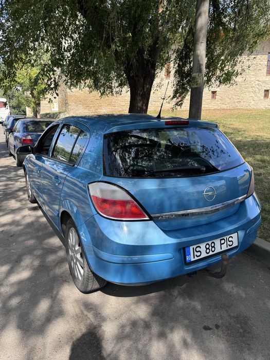 Opel Astra H 1.6