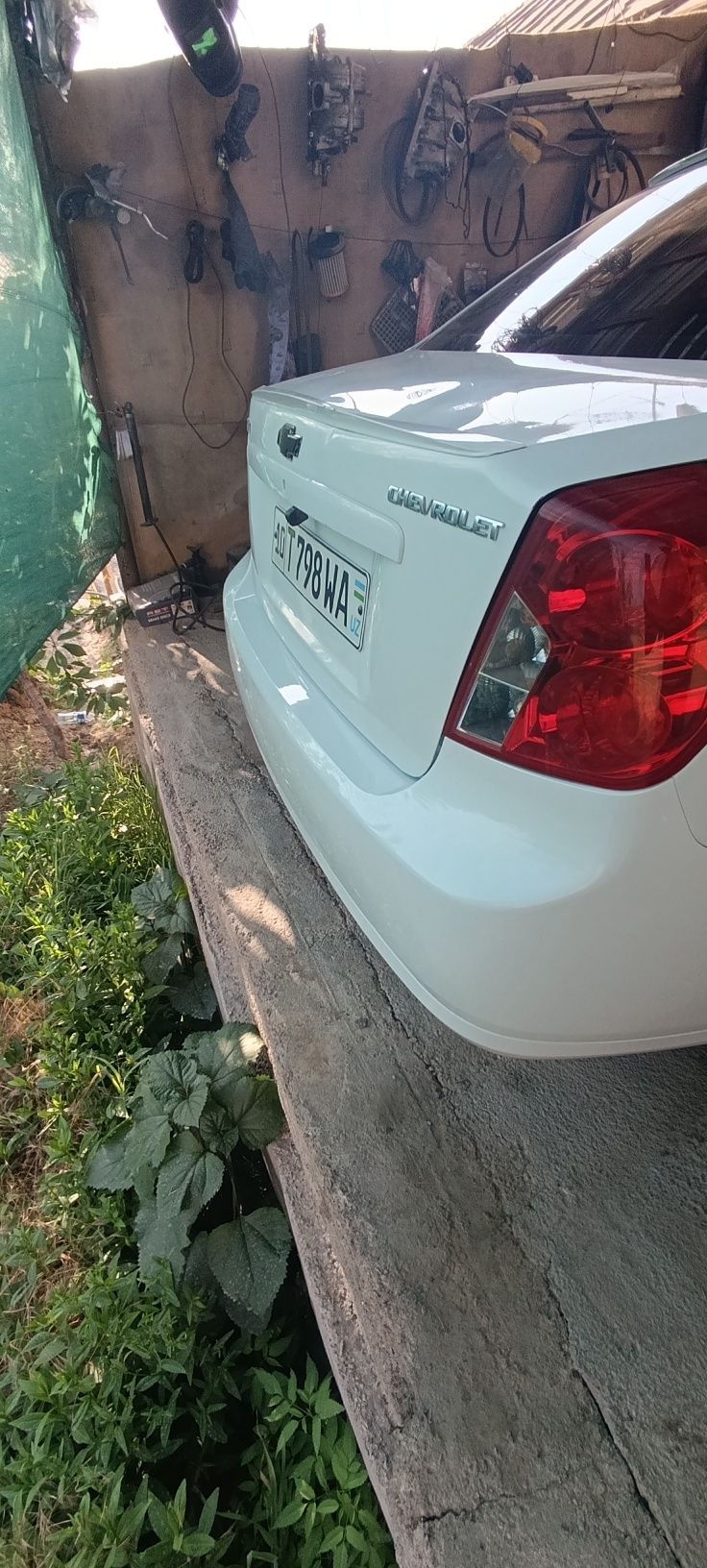 Xolati ideal petnolari bor rasxodi yoʻq barter sparkga