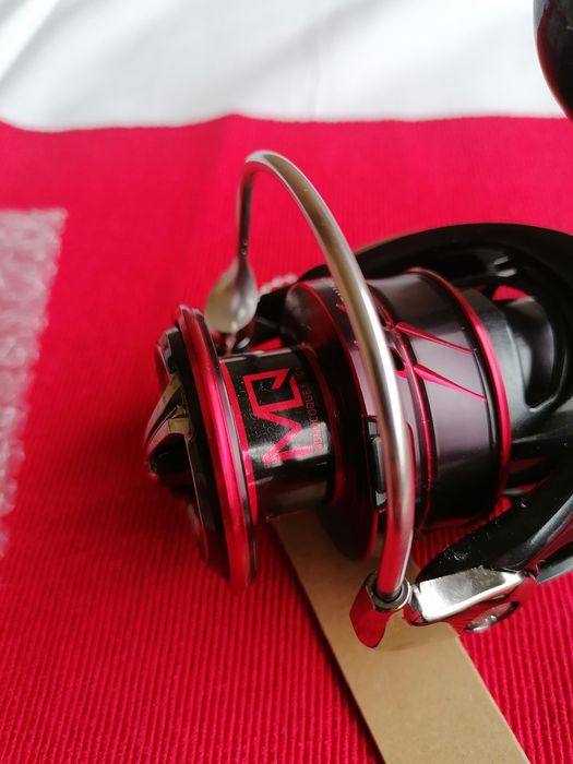 Mulinete Daiwa Ballistic MQ LT 3000 D