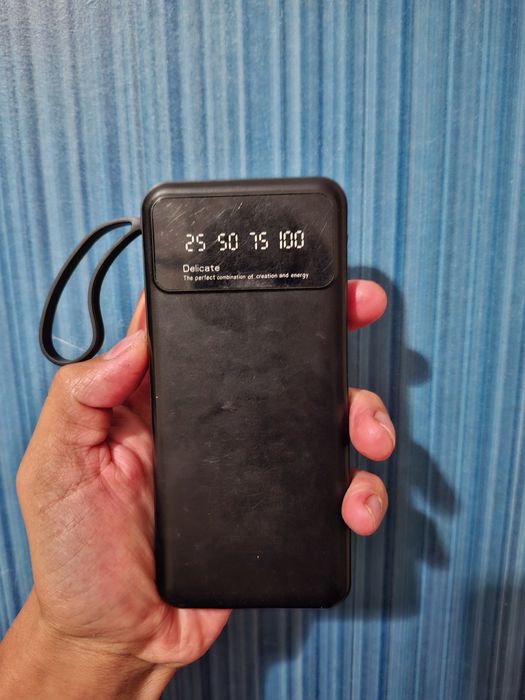 Продаю 2 powerbank (повербанк)