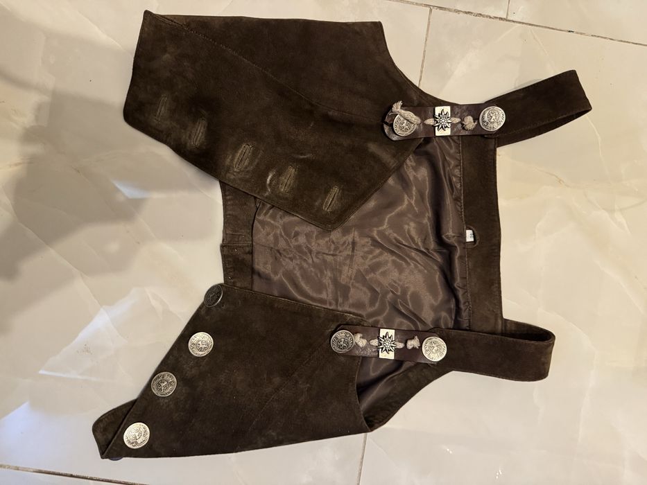 Vestă tradițională bavareză din piele întoarsă - Oktoberfest