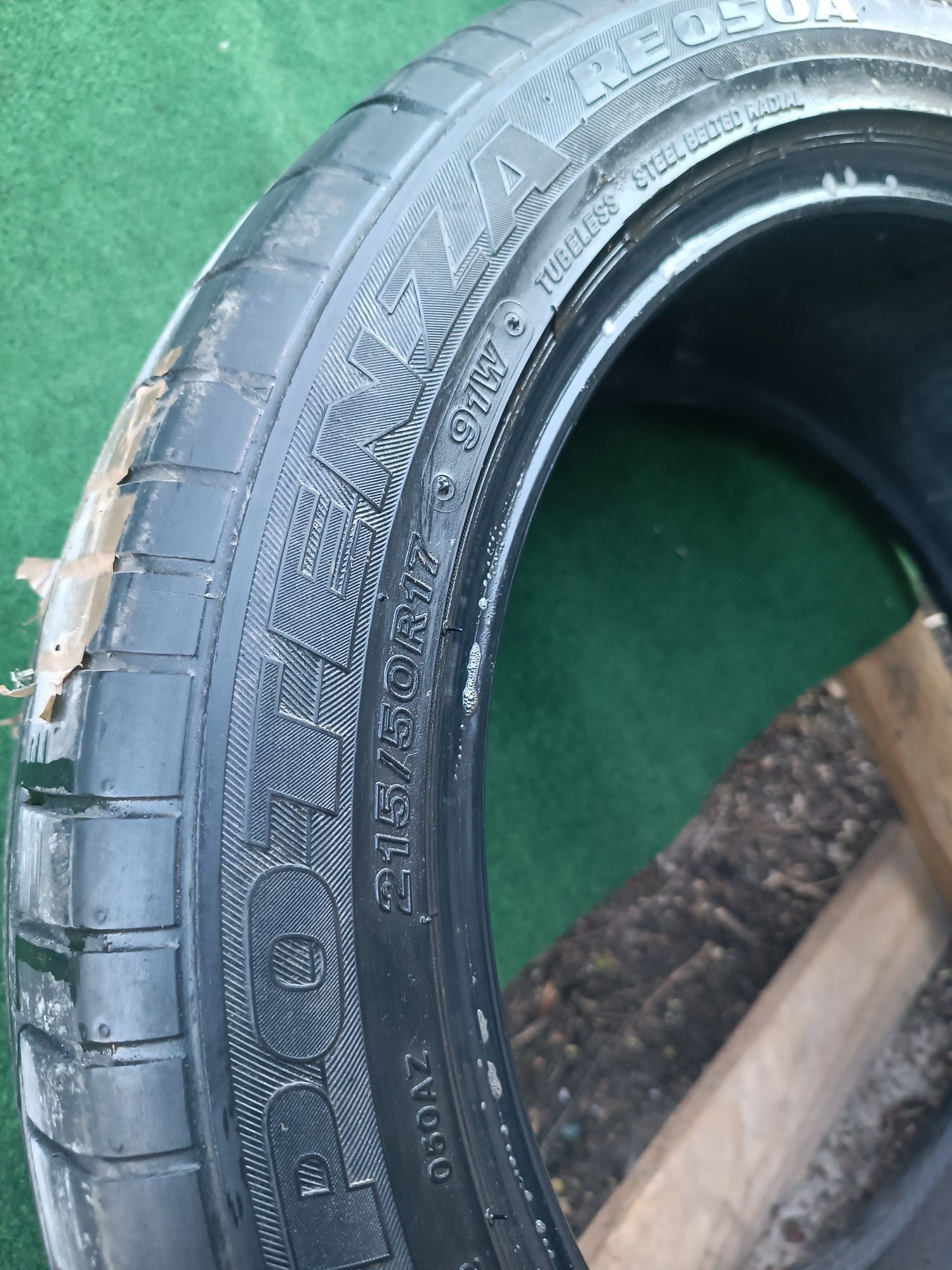 215/50/17 Bridgestone