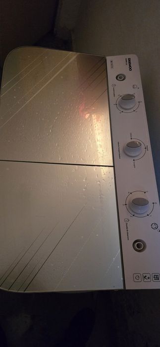 Vând mașină de spălat semi automată DAEWOO