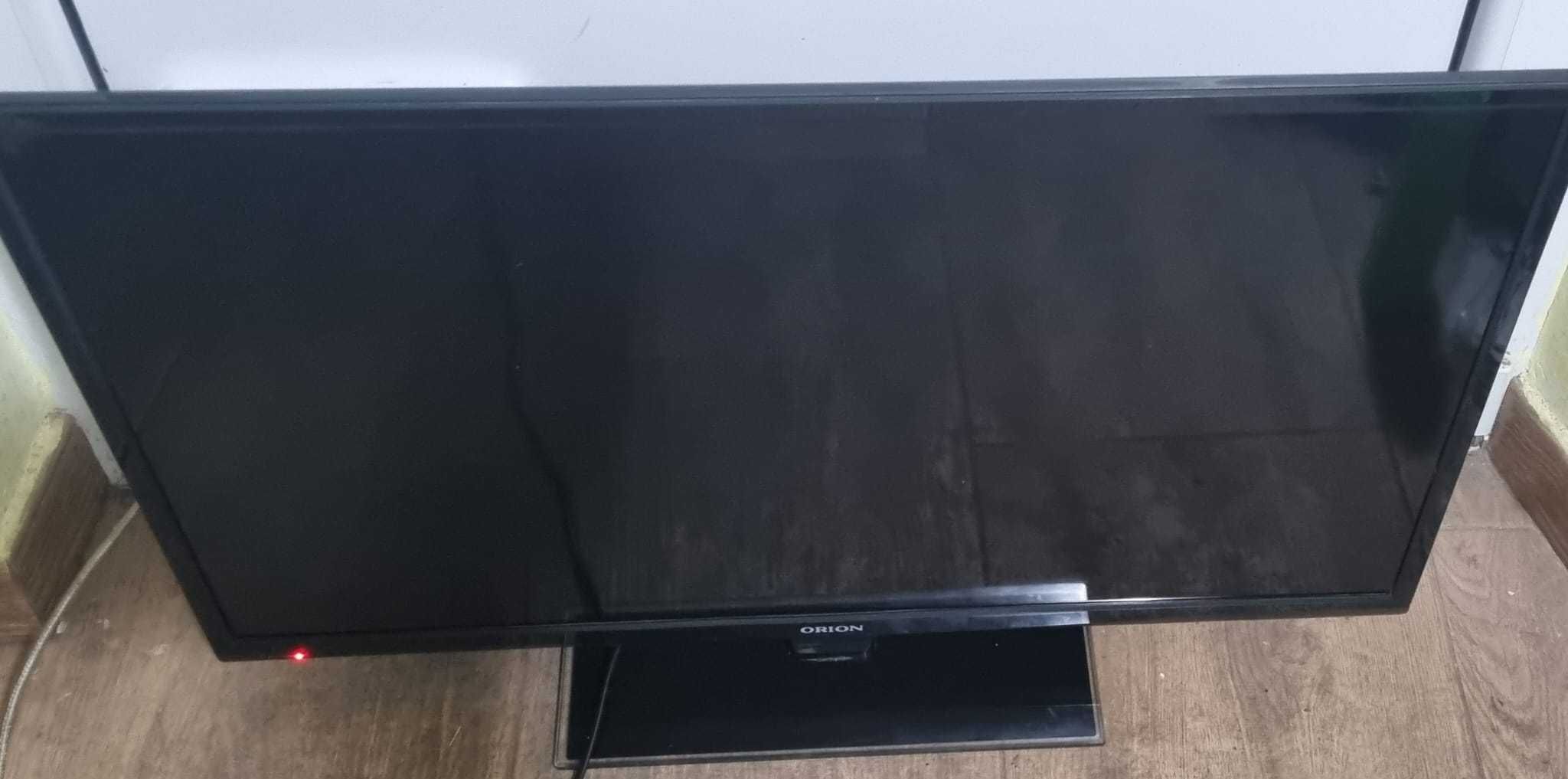 Televizor Led 80cm nu este smart