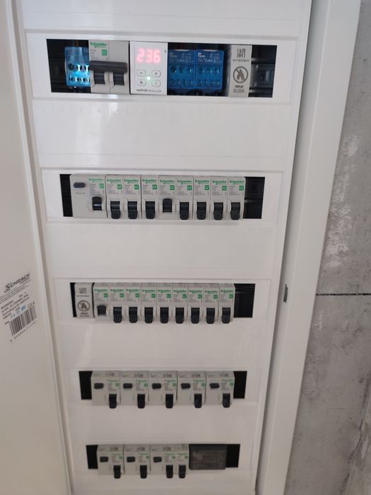 Электрик24/7. Услуги электрика. Все виды электромонтажных работ!!!