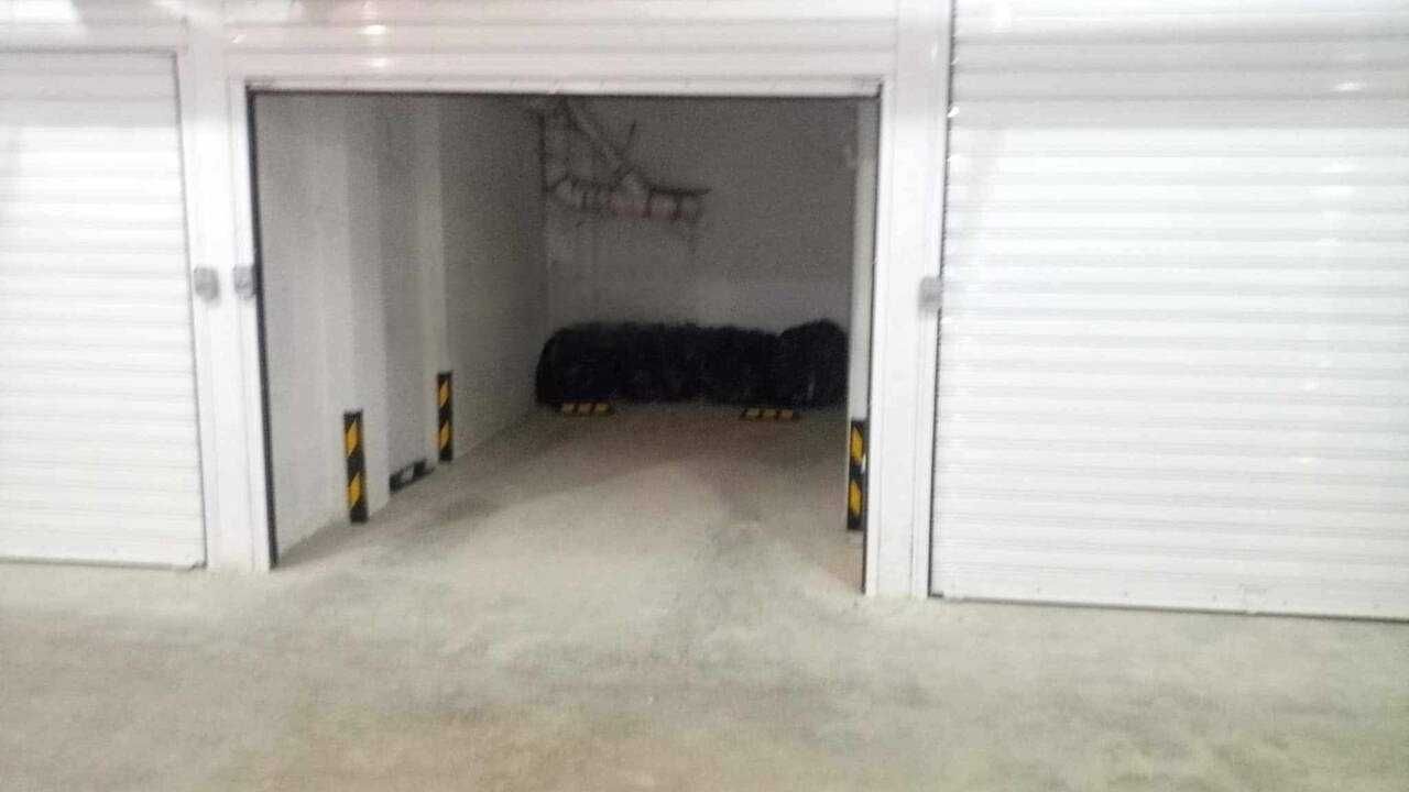 Дава се под наем Гараж / Паркомясто в Пловдив, Кършияка - 10 кв.м за 125 € - Снимка #1