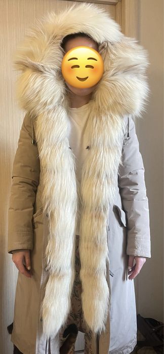 Продам парку с нат.мехом